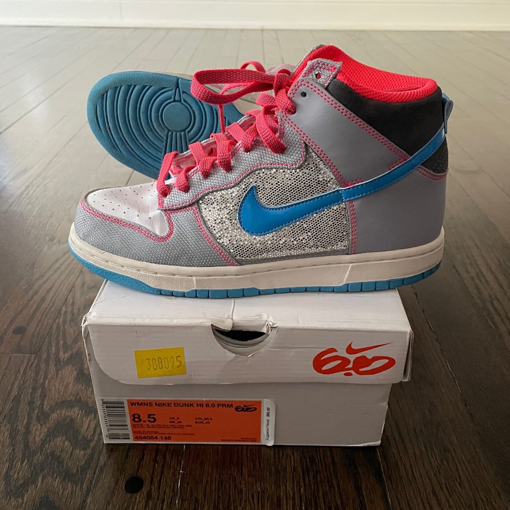 Nike women high tops